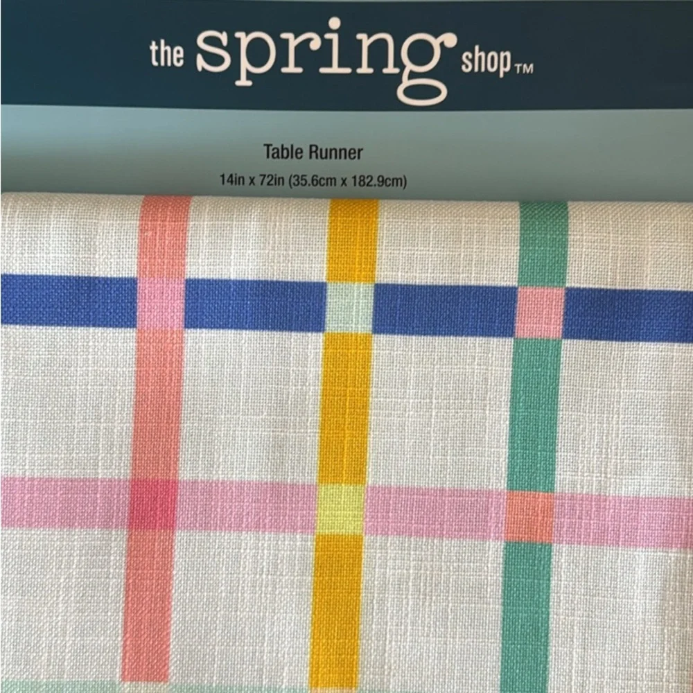 Table Runner Multicolor Plaid Pastel NWT